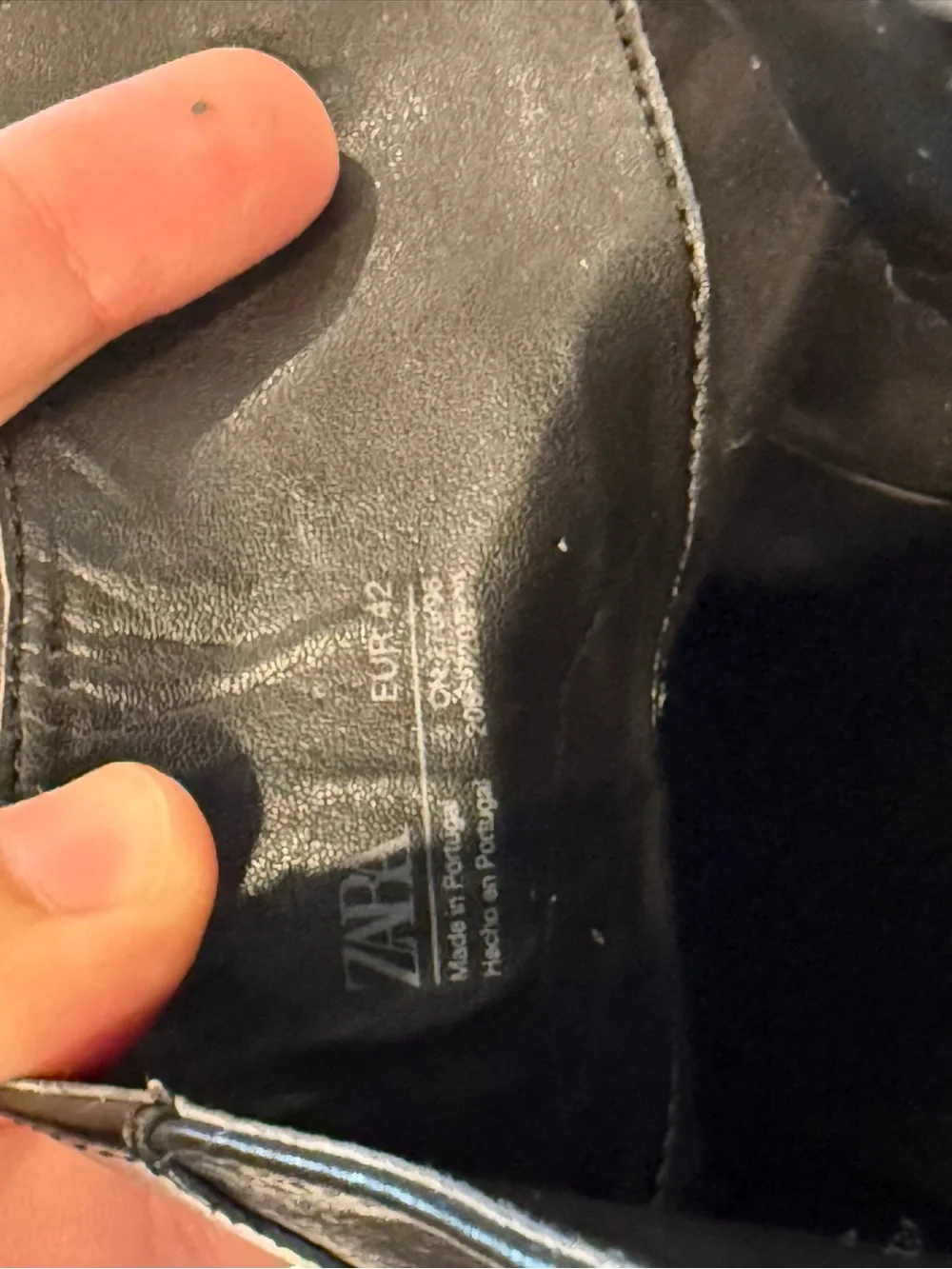 Zara sleek black